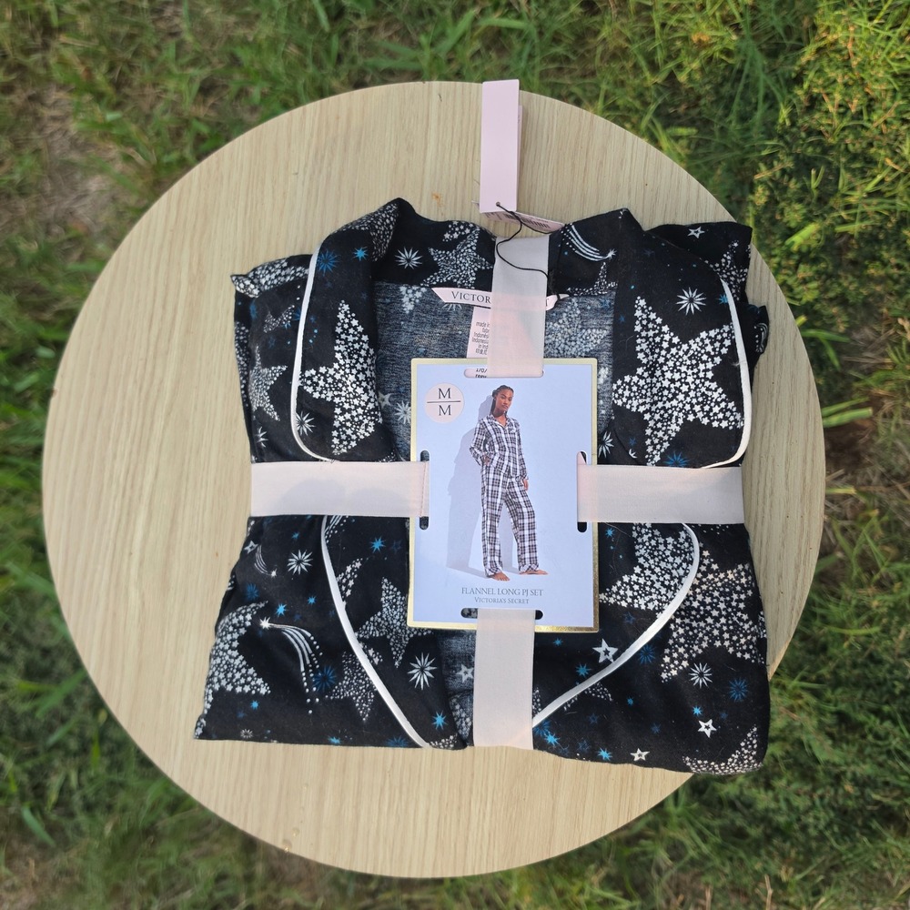 Victoria's Secret Flannel Long PJ Set Celestial Star Moon Black Medium NWT